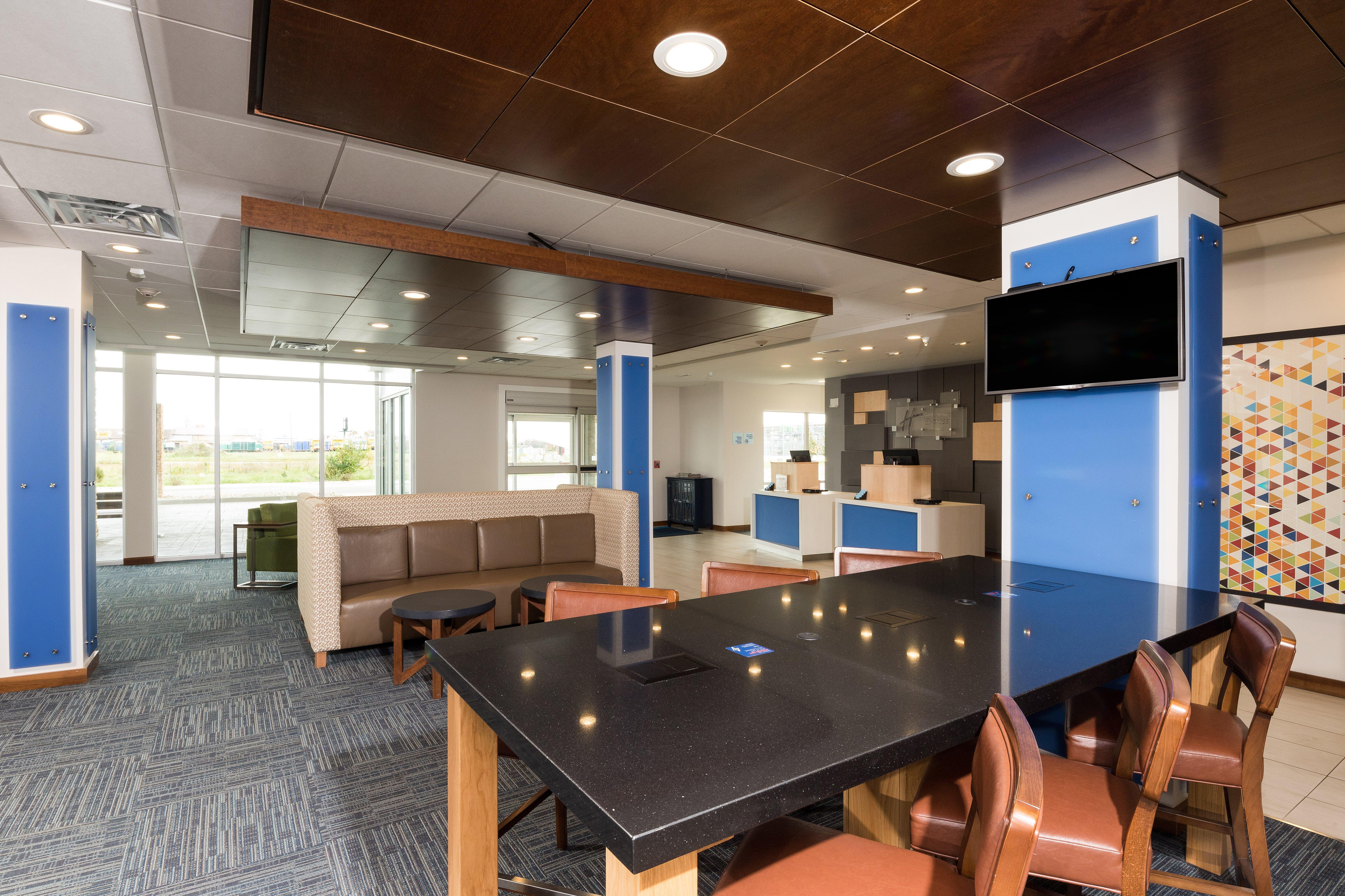 Holiday Inn Express & Suites - Auburn By Ihg Luaran gambar