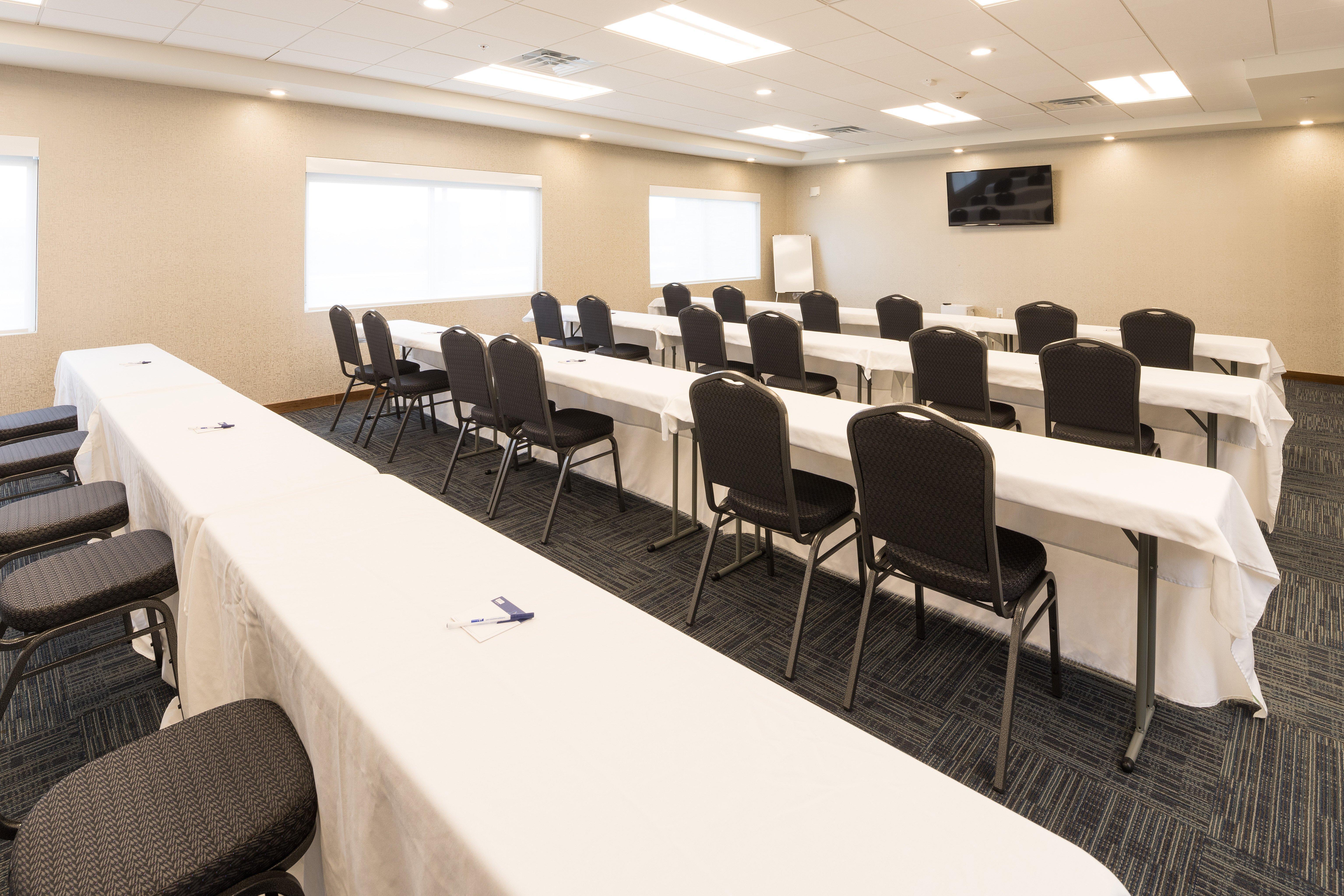 Holiday Inn Express & Suites - Auburn By Ihg Luaran gambar