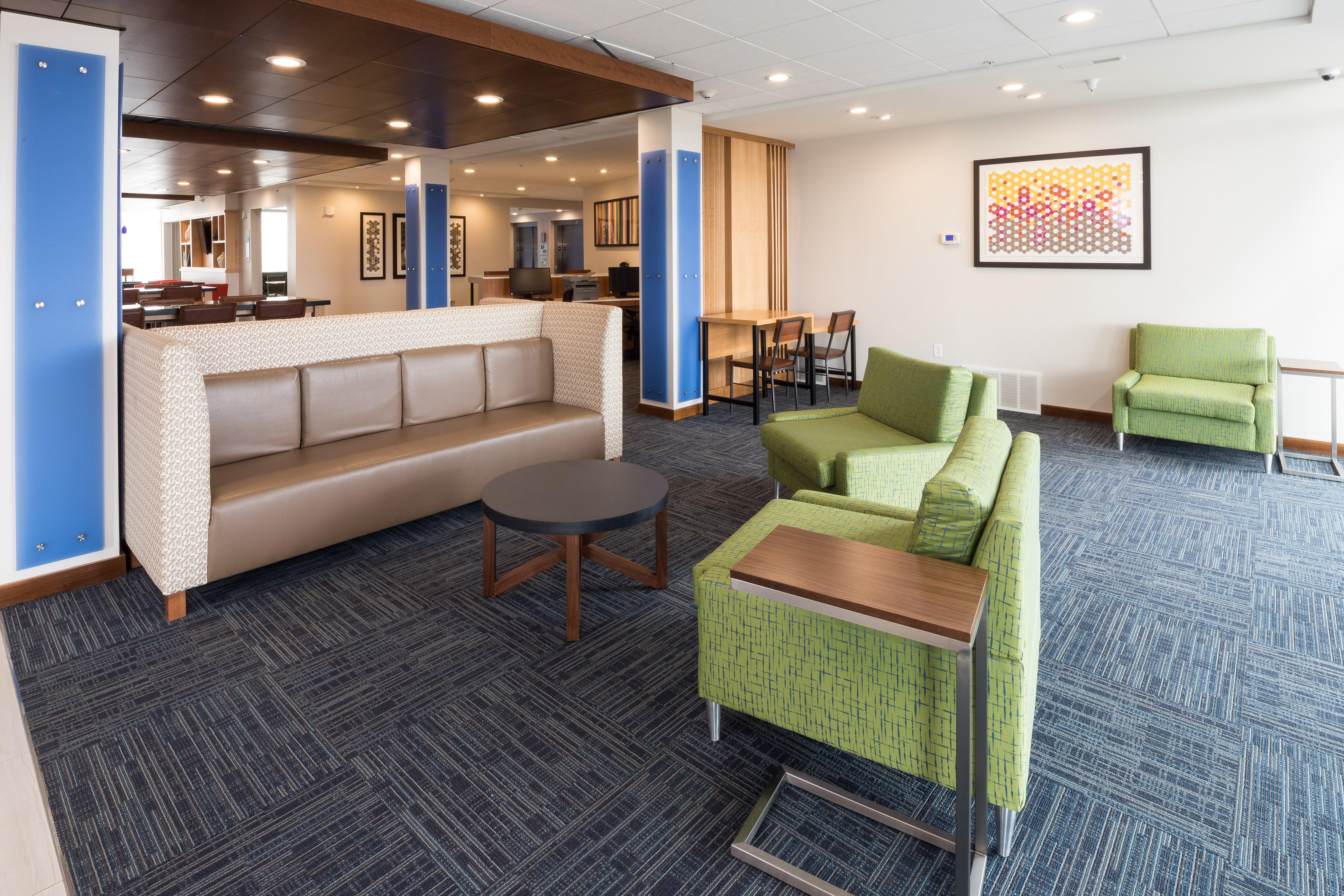 Holiday Inn Express & Suites - Auburn By Ihg Luaran gambar
